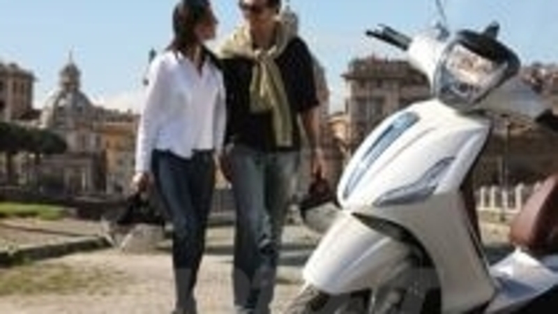 Nuovi Piaggio Beverly e Beverly 10&deg; Anniversario