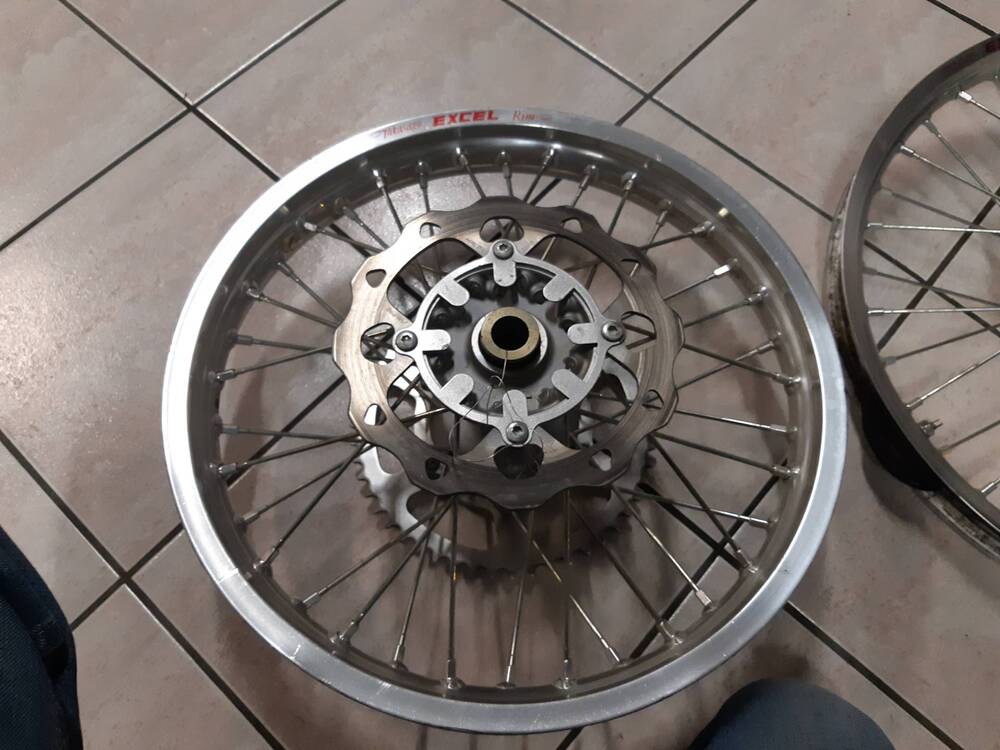 Cerchioni Suzuki Excel (3)