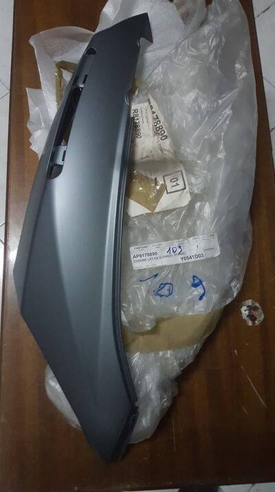 CODONE LATERALE DX APRILIA SPORTCITY 125-200