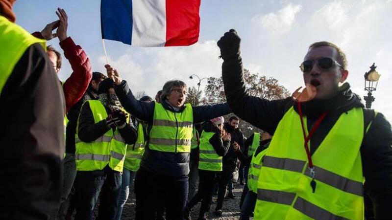 Di Maio a gilet gialli: &laquo;Non mollate!&raquo;