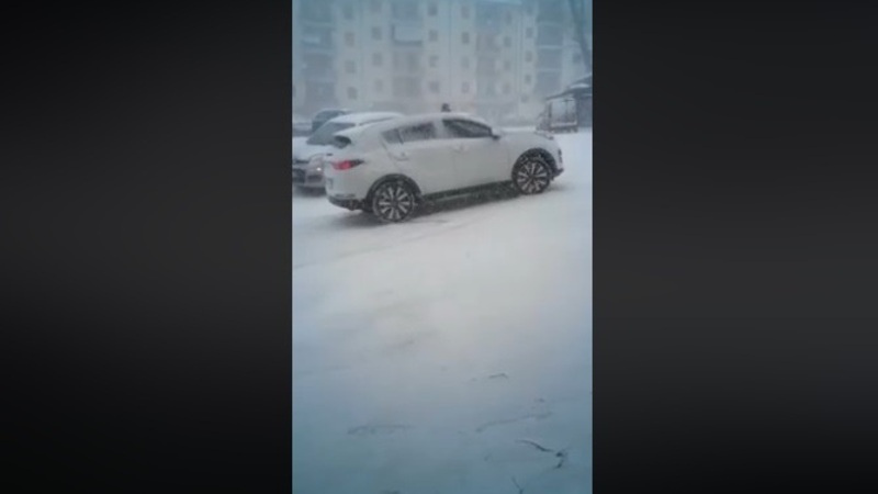 SUV sulla neve? La partenza &egrave; da paura...