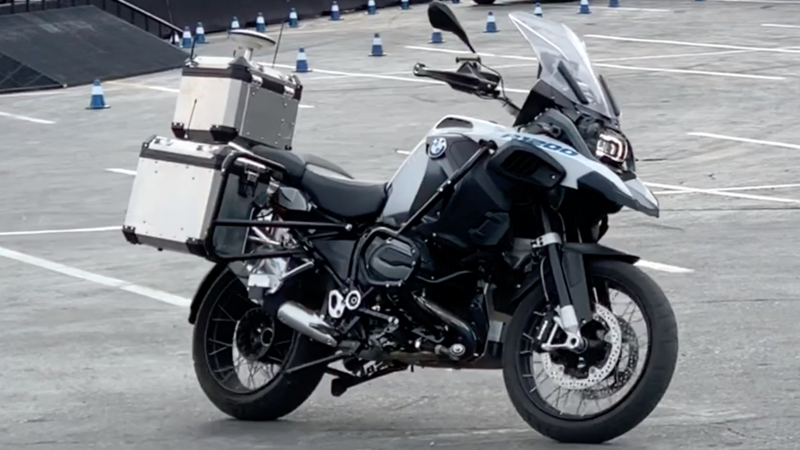 CES 2019. La BMW 1200 GS che guida da sola