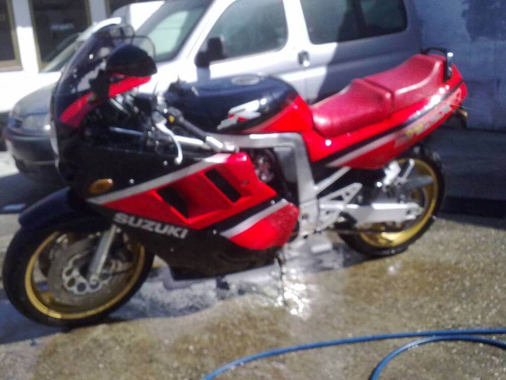 Suzuki GSX R 1100 (1989 - 90)