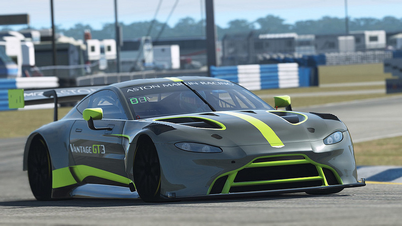 Aston Martin Vantage GT3, il missile britannico [Video]