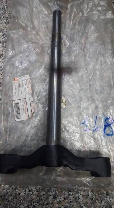 PIASTRA INFERIORE FORCELLA APRILIA SR 50