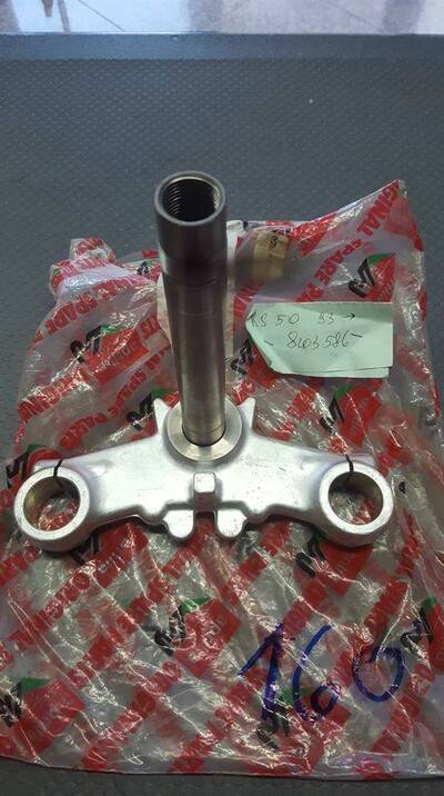 BASE INFERIORE CON CANNOTTO APRILIA RS 50