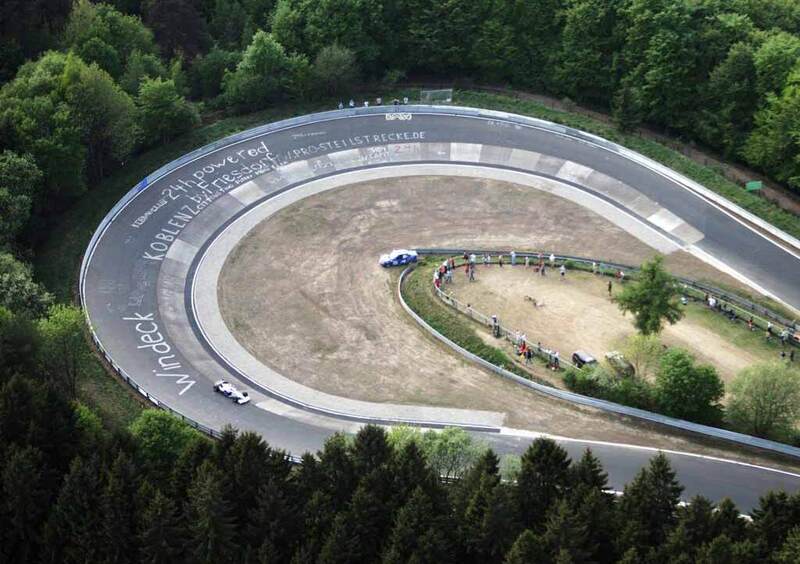 Nurburgring Nordschleife: via i limiti di velocit&agrave;