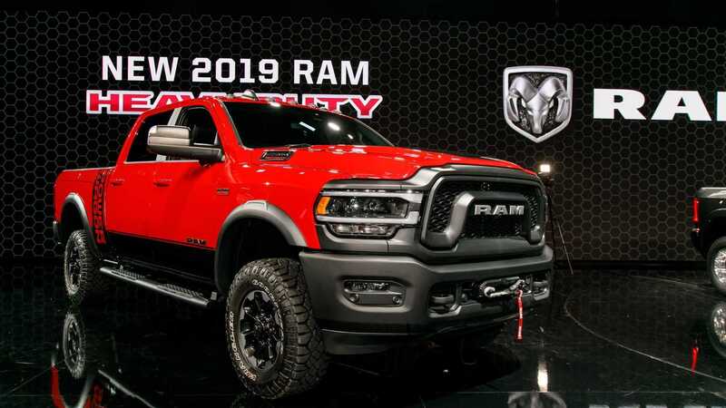 Dodge RAM 3500, casa su ruote per il mercato americano [Video]