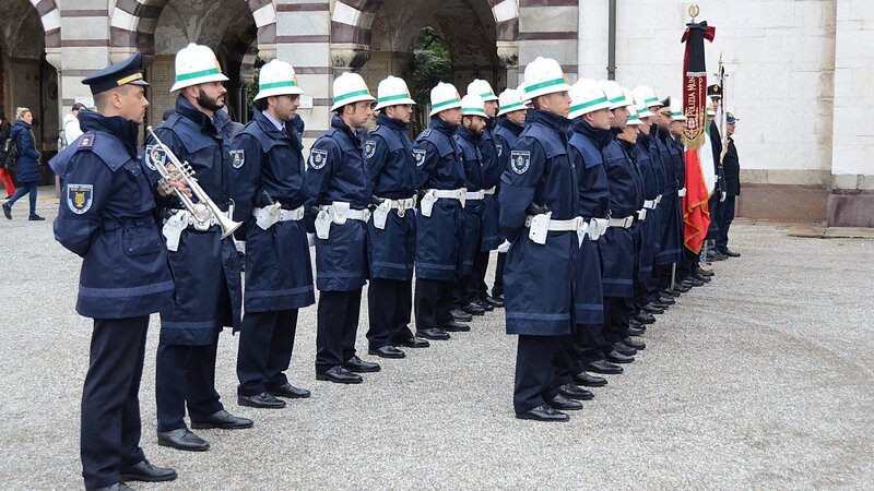 Vigili a Milano, La storia dei ghisa nasce prima del traffico e dell&rsquo;Italia