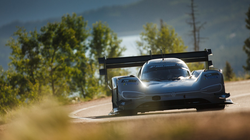 Volkswagen ID.R: nel mirino il record per EV sul Nurburgring