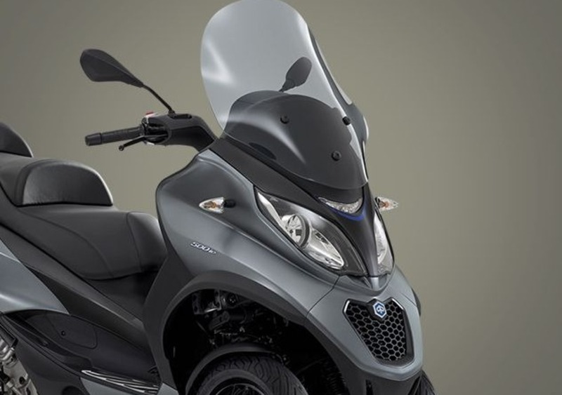 Piaggio MP3 MP3 500 ie Special Edition (2019) (2)