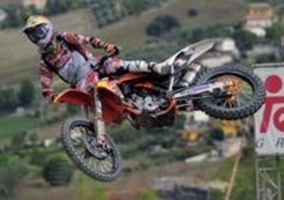 Marvin Musquin: grave infortunio al ginocchio nel Supercross di Bercy