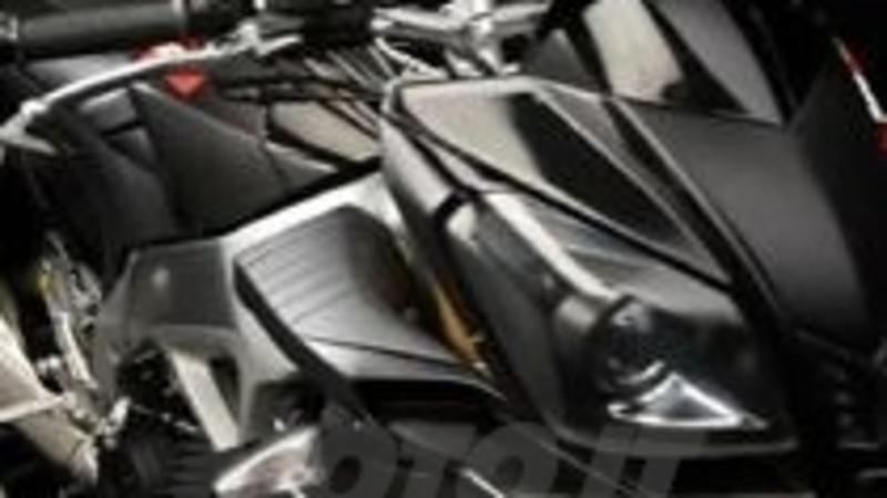 Aprilia Tuono V4 R video ufficiale 