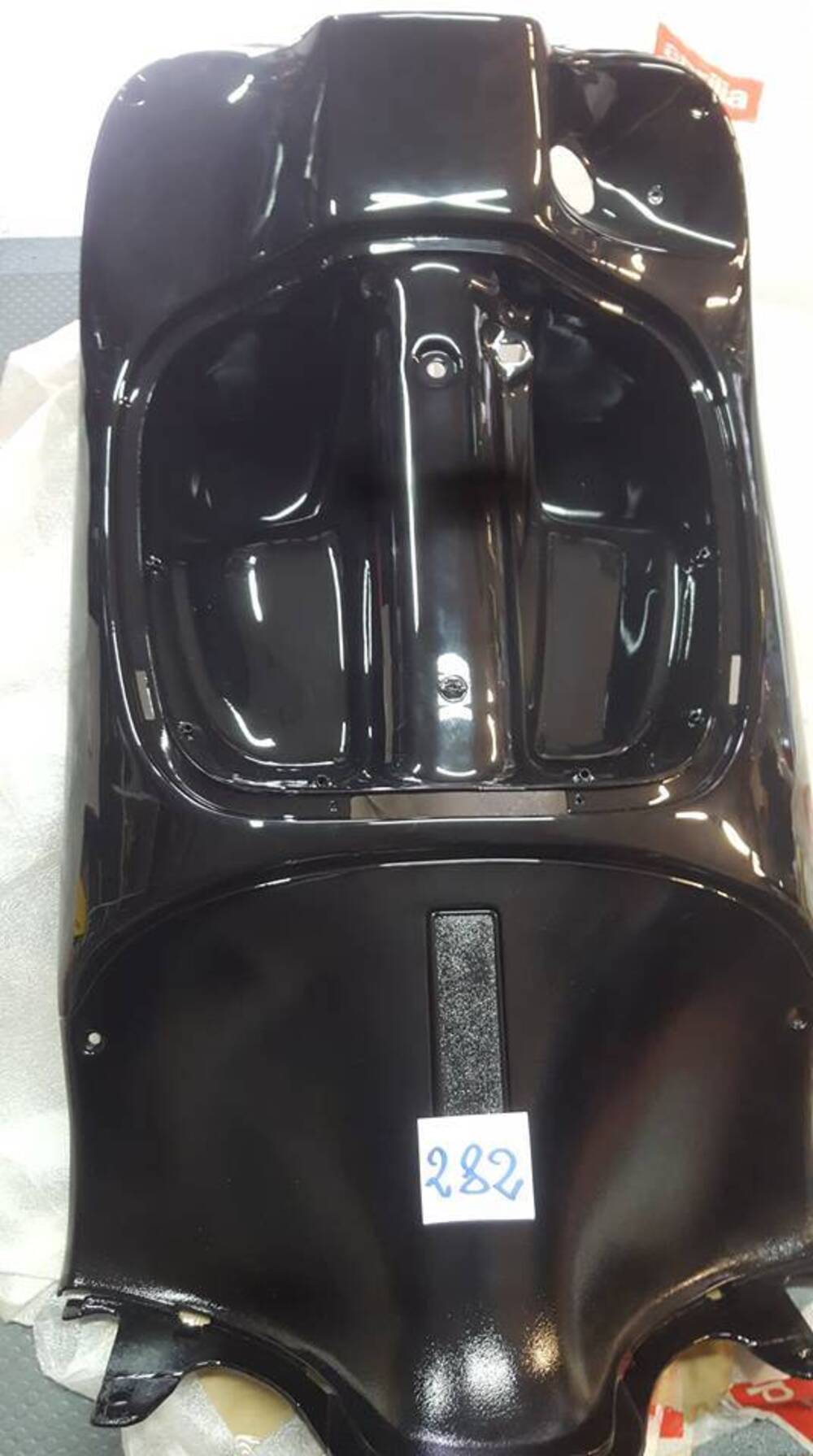 SCUDO INTERNO NERO APRILIA SCARABEO 50