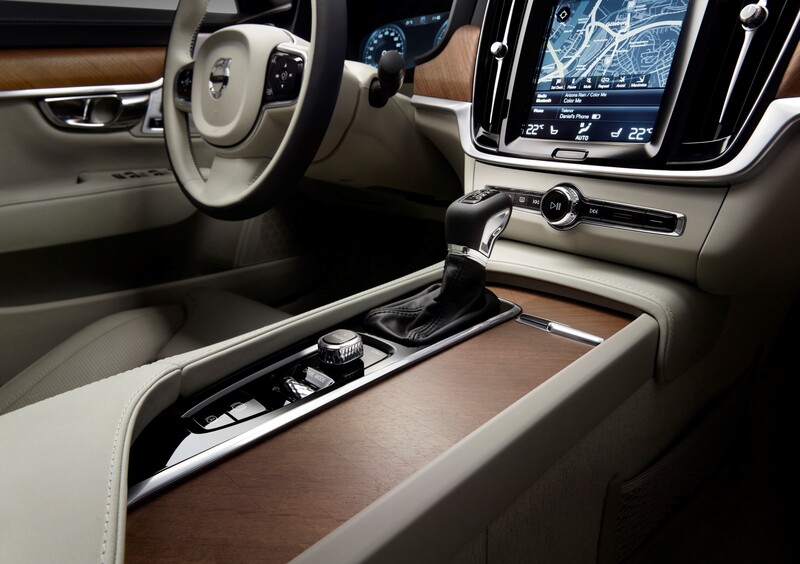 Volvo V90 (2016-->>) (36)