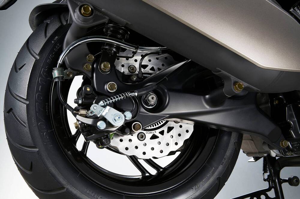 Kymco Xciting VS 400i (2023 - 25) (8)