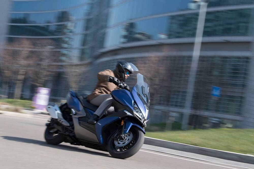Kymco Xciting VS 400i (2023 - 25) (12)