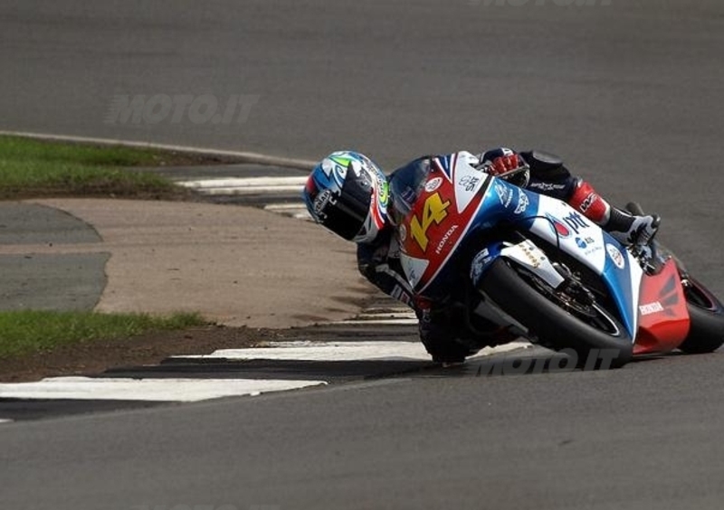 Incidente per Wilairot: &egrave; in gravi condizioni