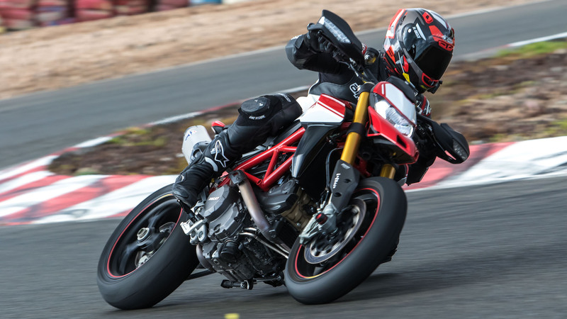 Ducati Hypermotard 950 e 950 SP TEST. Ritorno alle origini