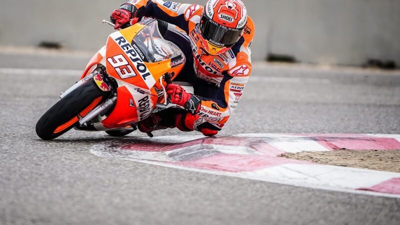 M&aacute;rquez si prepara per Sepang con la mini-GP: spalla quasi ok