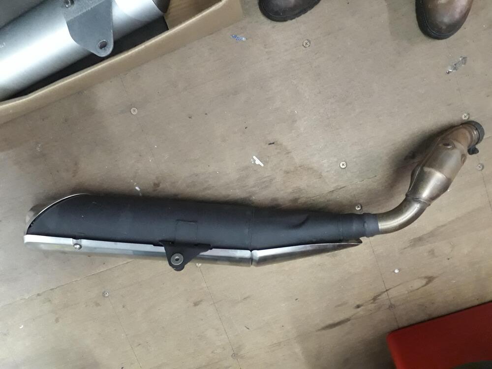 scarico originale honda hornet 600 (2)