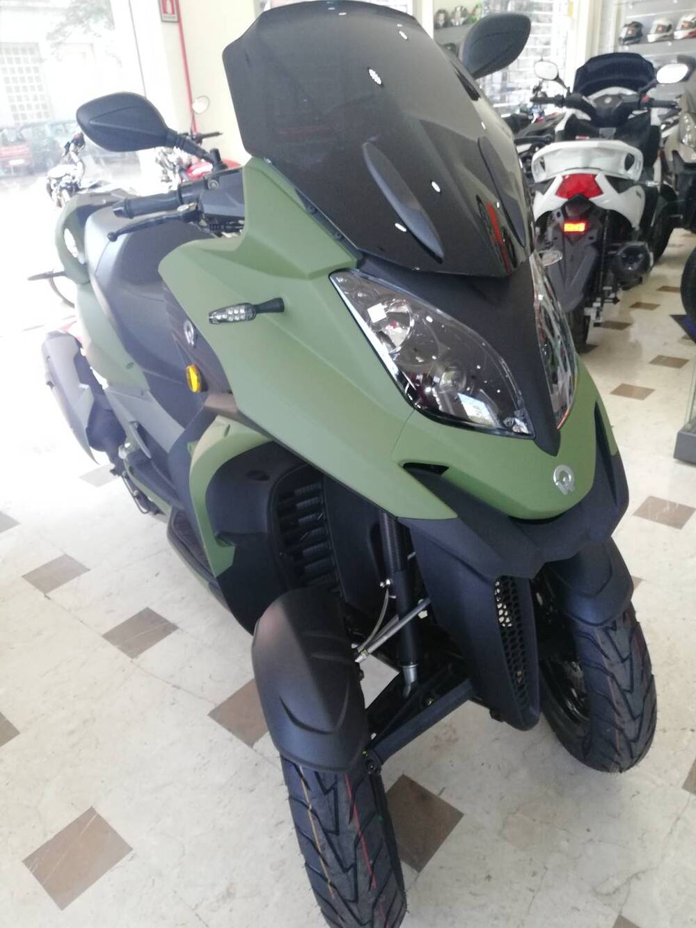 Quadro QV3 350 (2018 - 19) (4)