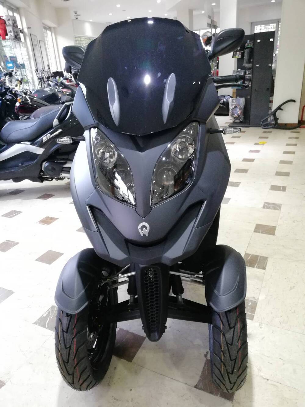 Quadro QV3 350 (2018 - 19) (3)