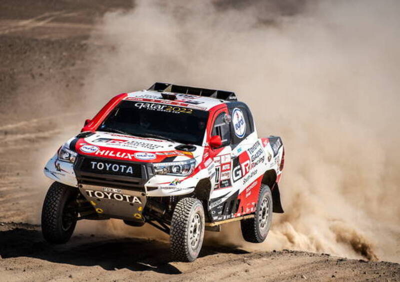 100% Per&ugrave;. Dakar Rewind. Vantaggio Toyota