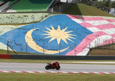 MotoGP 2019. I test di Sepang... in versi