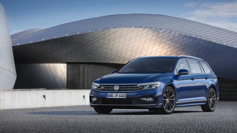 Volkswagen Passat 2019: foto e video della nuova generazione