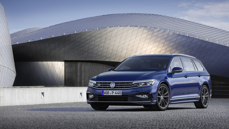 Volkswagen Passat 2019: foto e video della nuova generazione