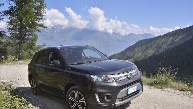 Colle delle Finestre in off-road con la Suzuki Vitara 4x4 1.6 DDIS-DCT [Video]