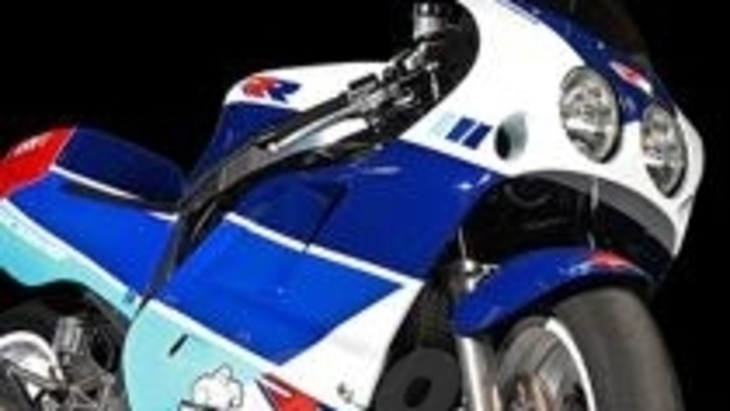 Suzuki GSX-R 750 1990 by Icon