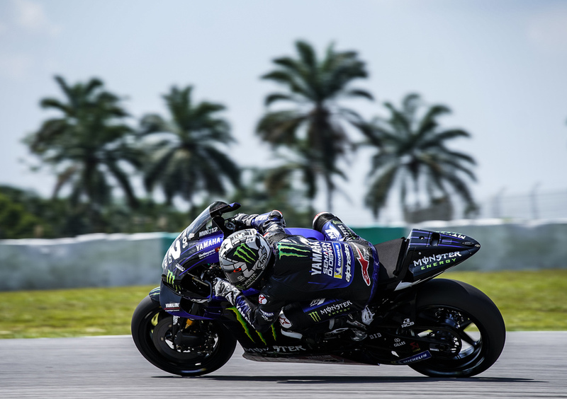 MotoGP test, Day 2. Vi&ntilde;ales segna il miglior crono a Sepang