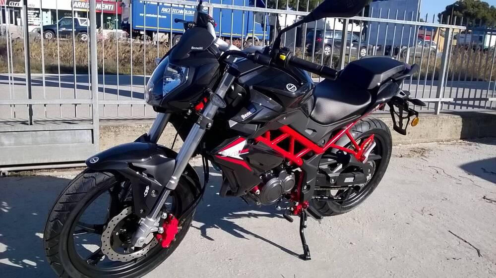 Benelli BN 125 (2021 - 25) (10)