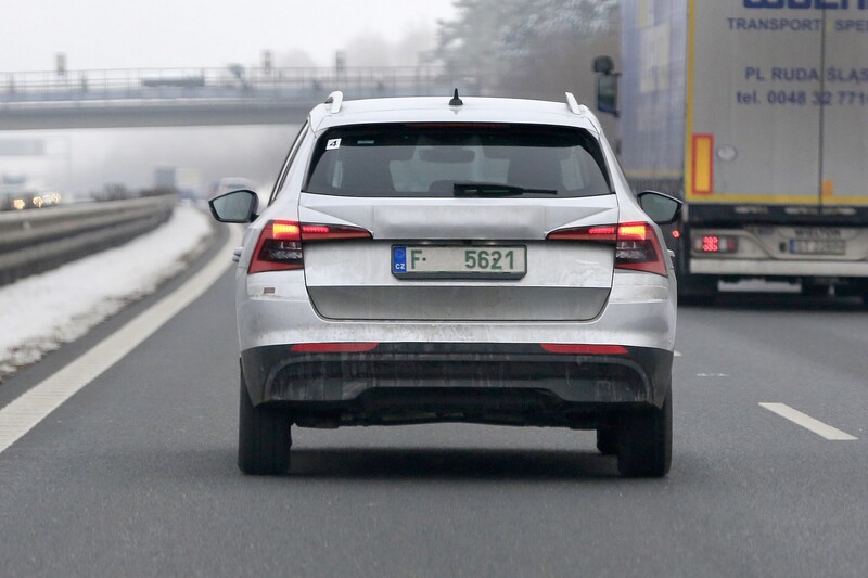 La parte posteriore del nuovo SUV Skoda Kamiq