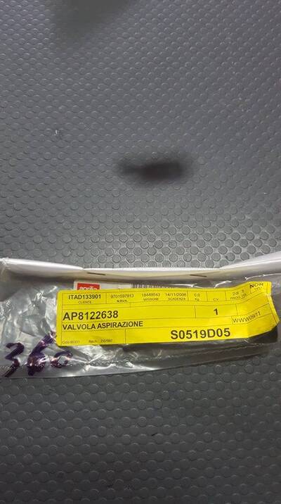VALVOLA ASPIRAZIONE LEONARDO 250 ST 250 Aprilia