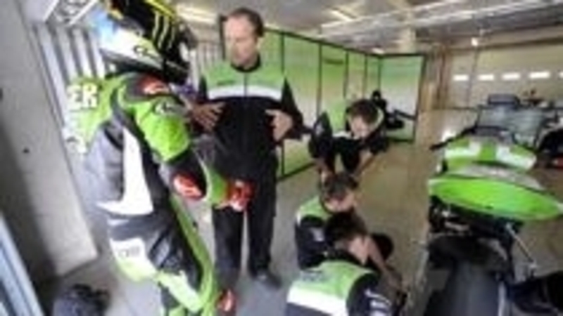 Il Team Pedercini a Sepang con Talmacsi