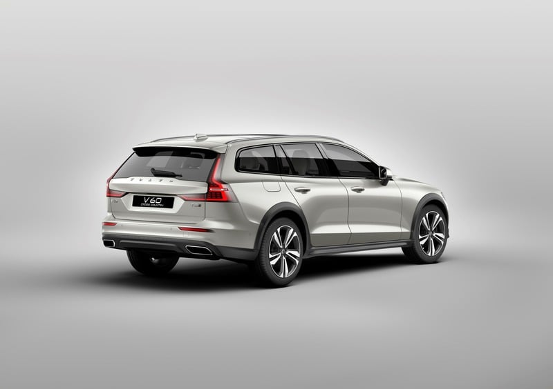 Volvo V60 Cross Country (2018-24) (4)