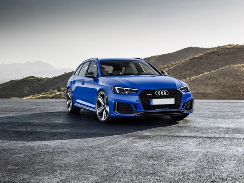 Audi RS 4 Avant 4