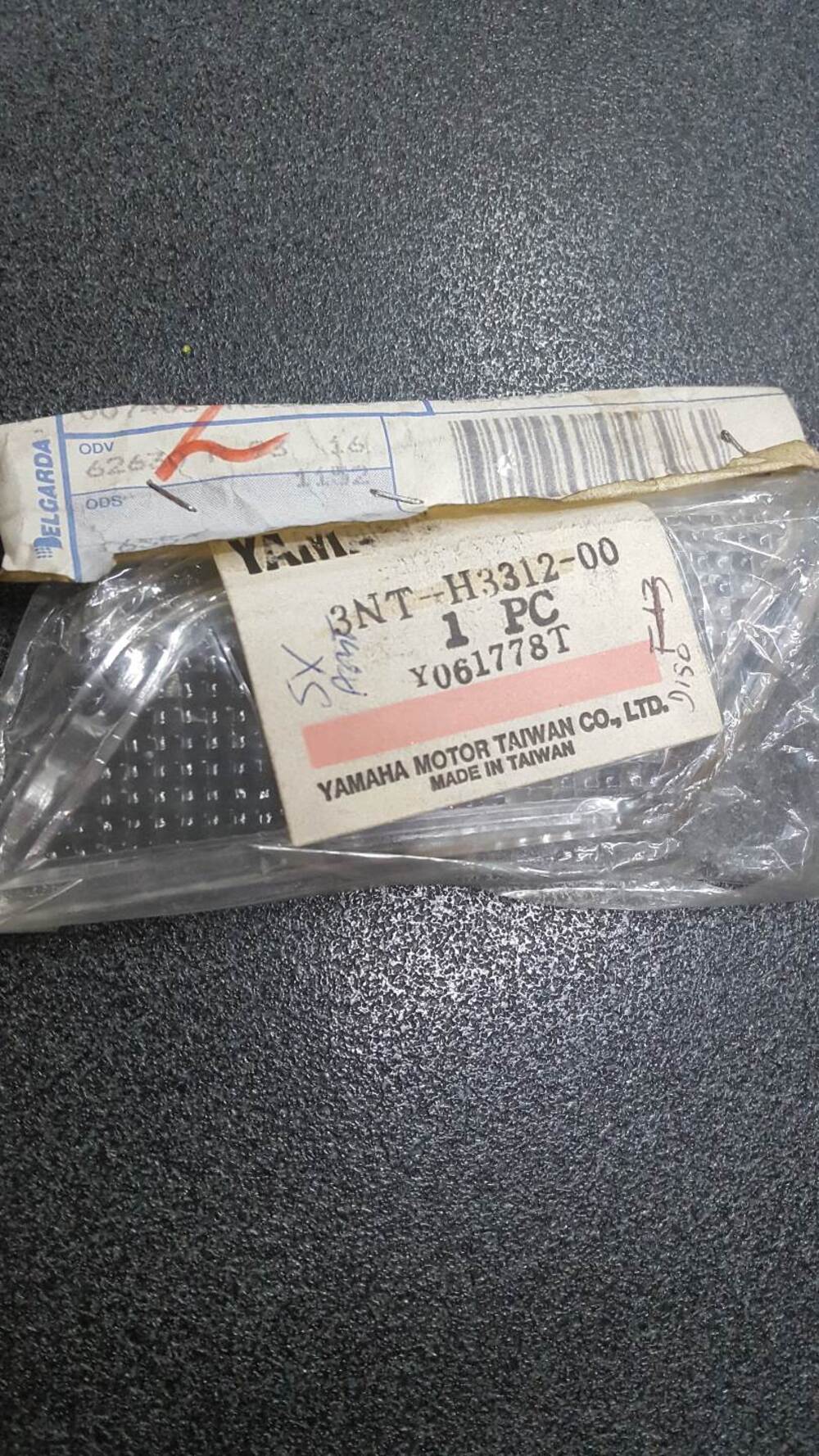 LENTE FRECCIA LAMPEGGIATORE MBK YAMAHA CT S SORRIS