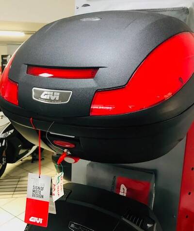 Bauletto GIVI 47L simply III