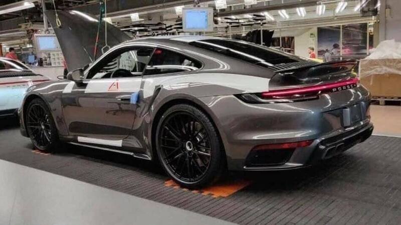 Porsche 911 992 Turbo, anche lei a Ginevra? 