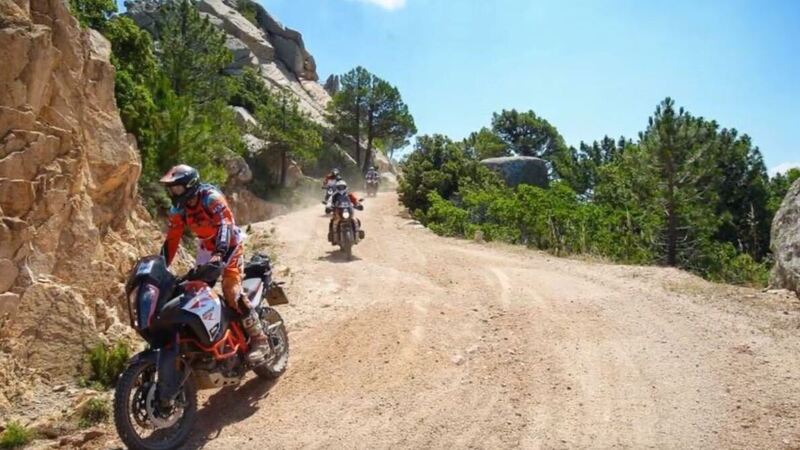 Vieni al Sardinia Adventouring con Cellularline e Moto.it