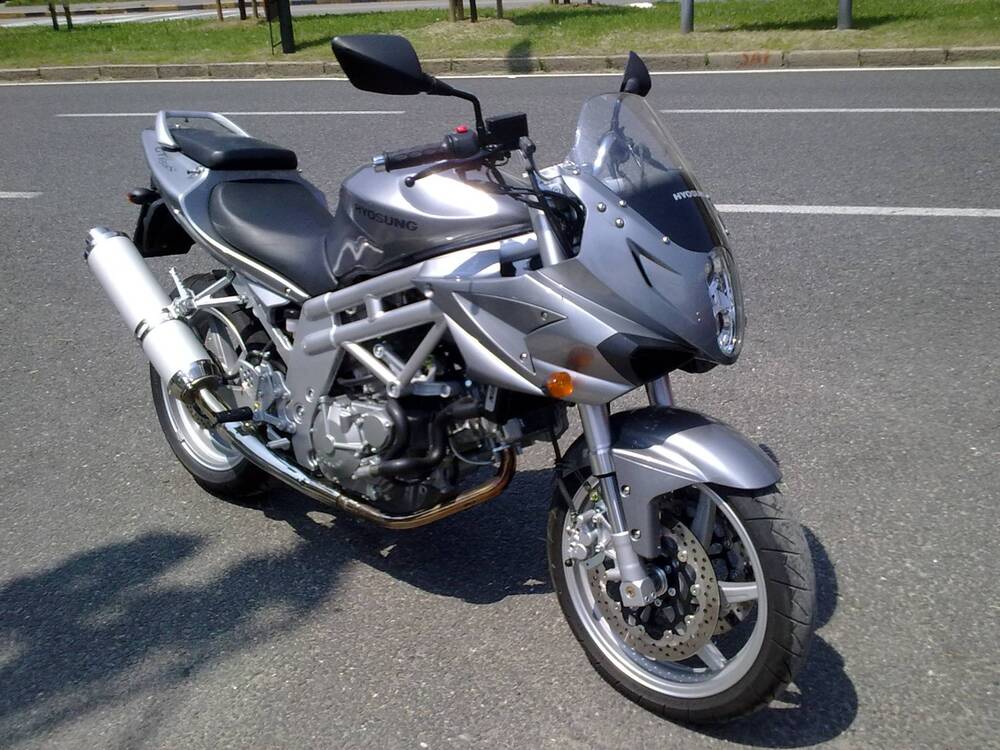 Hyosung Comet GT 650 R (2005 - 16)