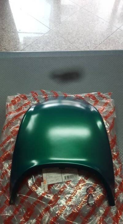 COPERCHIO POST. VERDE SCOZIA GULLIVER 50 1996 1998 Aprilia