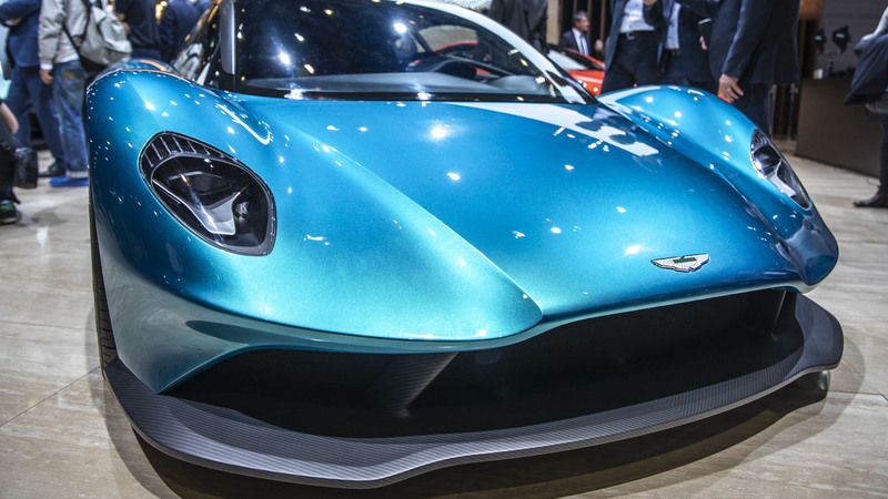 Aston Martin al Salone di Ginevra 2019 [Video]