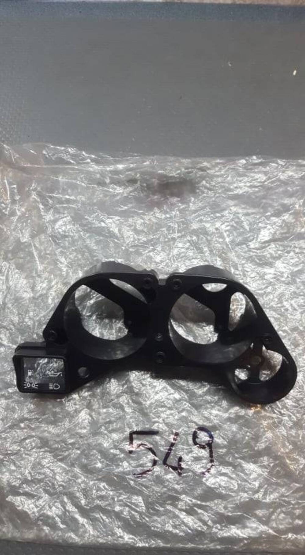 BASE SUPPORTO STRUMENTI PEGASO 650 IE 2001 2004 Aprilia