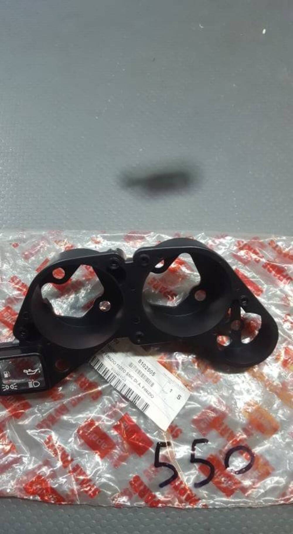 BASE SUPPORTO STRUMENTI PEGASO 650 CARB. Aprilia