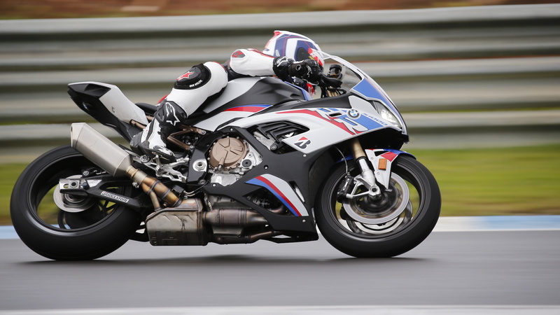 BMW S1000RR. Il ritorno della Doppia Erre